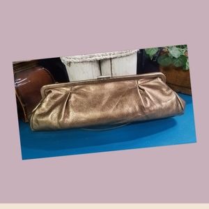 Gold clutch